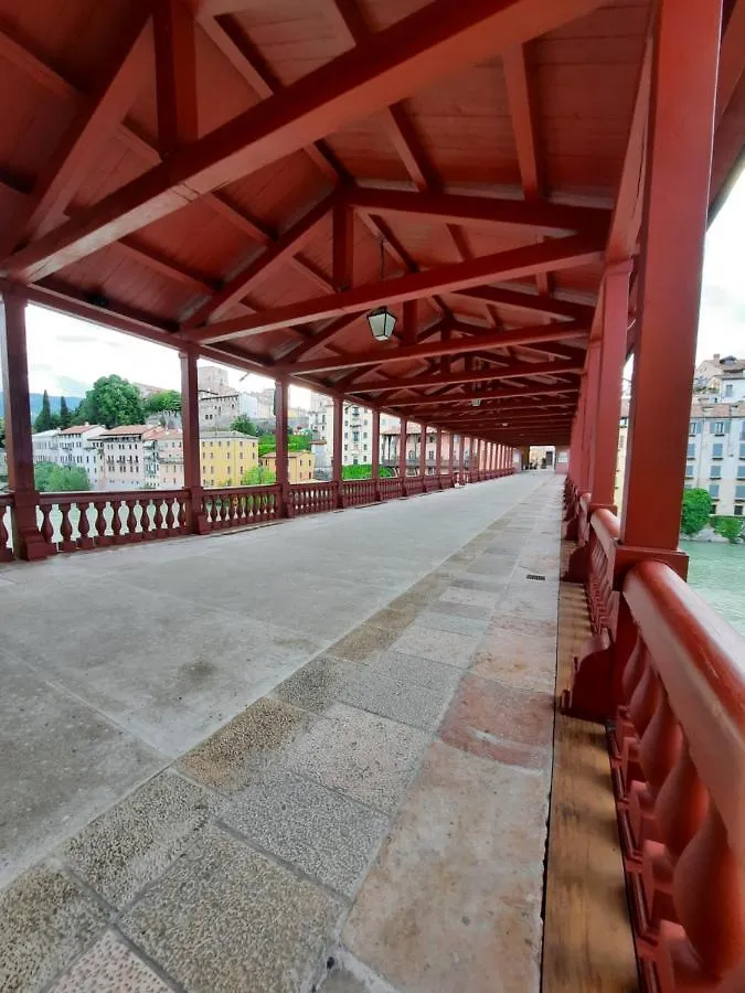 Appartamenti Ponte Vecchio Bassano del Grappa 0*,